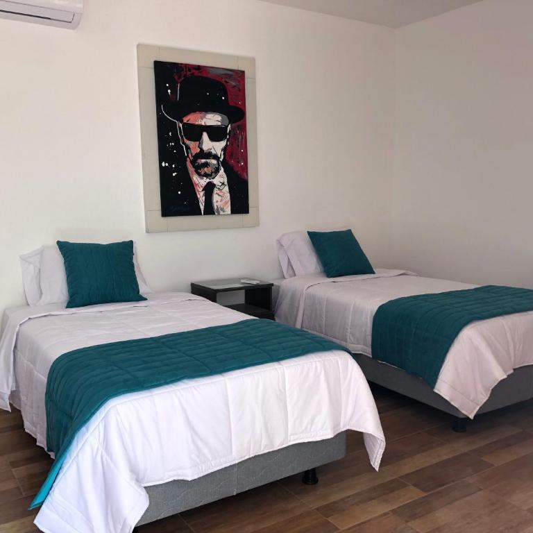 Pop House - Habitación Doble Deluxe - 2 camas - 3
