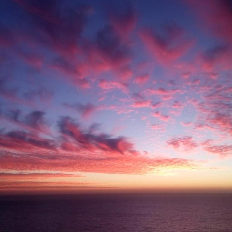 Penthouse Sunrise Blue Ocean View - Apartamento - 24