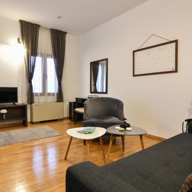 Boutique Hotel Kredo - Superior Two-Bedroom Apartment with Sea View - 5