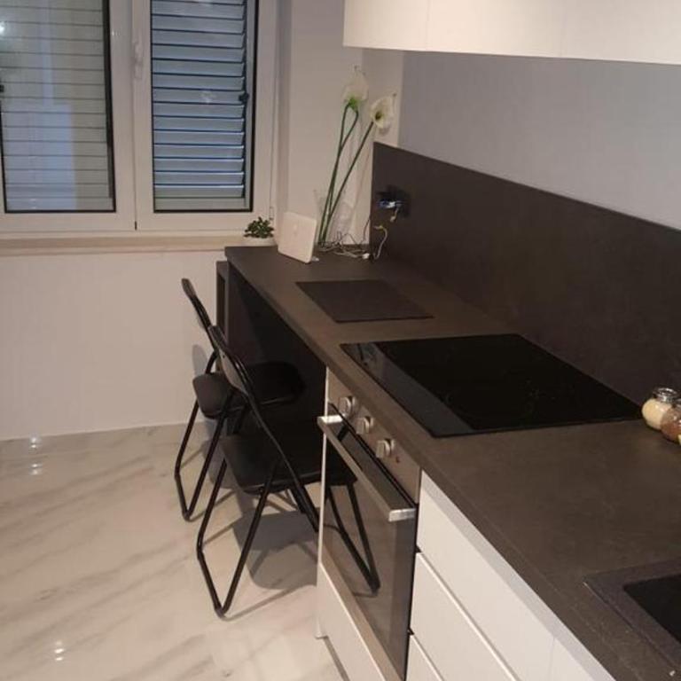 Casa Bianca - One-Bedroom Apartment - 11