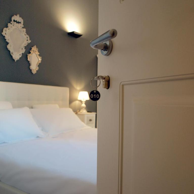 Cosmopolitan Central Rooms - Double Room - 1