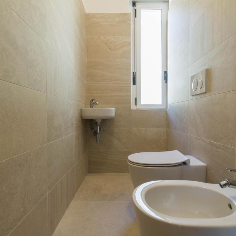 Hotel Capo Reamol - Suite con Balcone e Vista Lago - 13