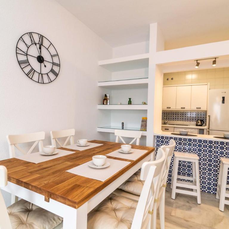 Well-located 3BDR Apartment in Fuengirola - Apartamento - 4