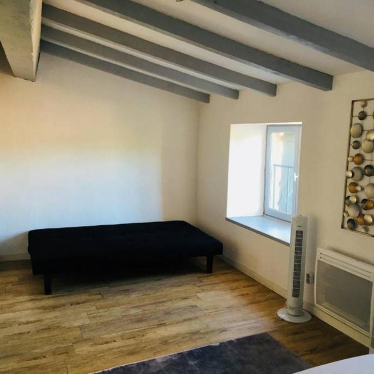 Au pied de la Cité - One-Bedroom Apartment - 9