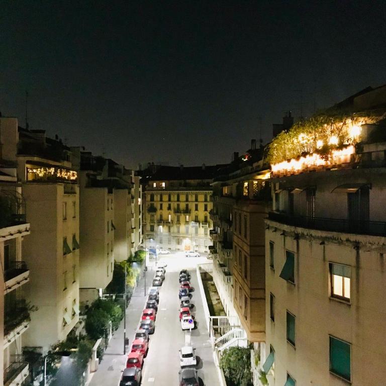 Spacious apartment near Centrale-Loreto-Duomo - Appartamento con 2 Camere da Letto - 10