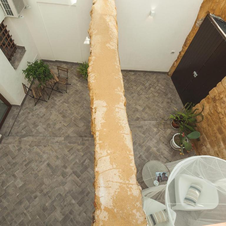 Cortile Baronello - Camera Tripla con Balcone - 9