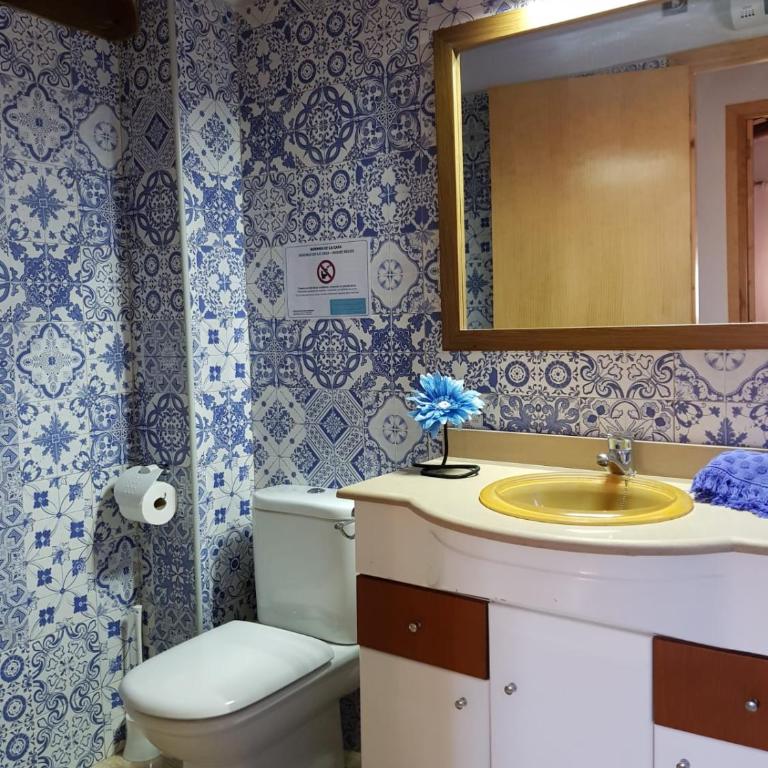Les Mercès - Two-Bedroom House - 12