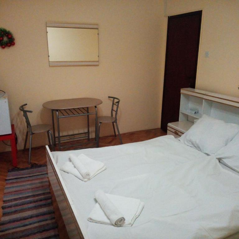 Villa Vlasta - Dvokrevetna Soba s Bračnim Krevetom/Zasebnim Krevetima i Kupatilom - 6