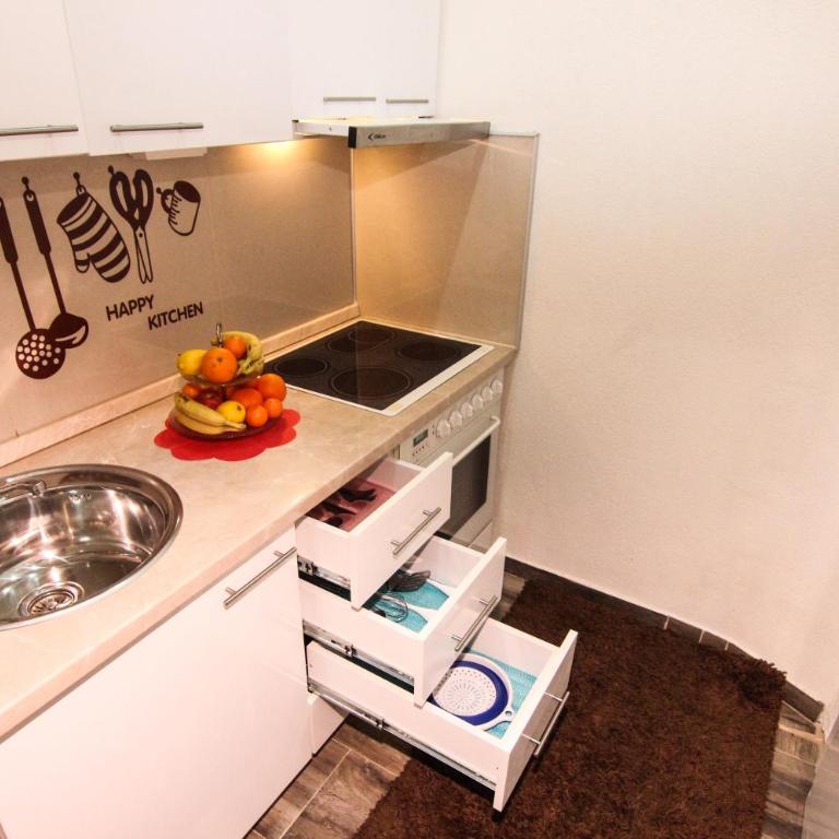 Kolodvorska Apartments - Apartment - Ground Floor - 12