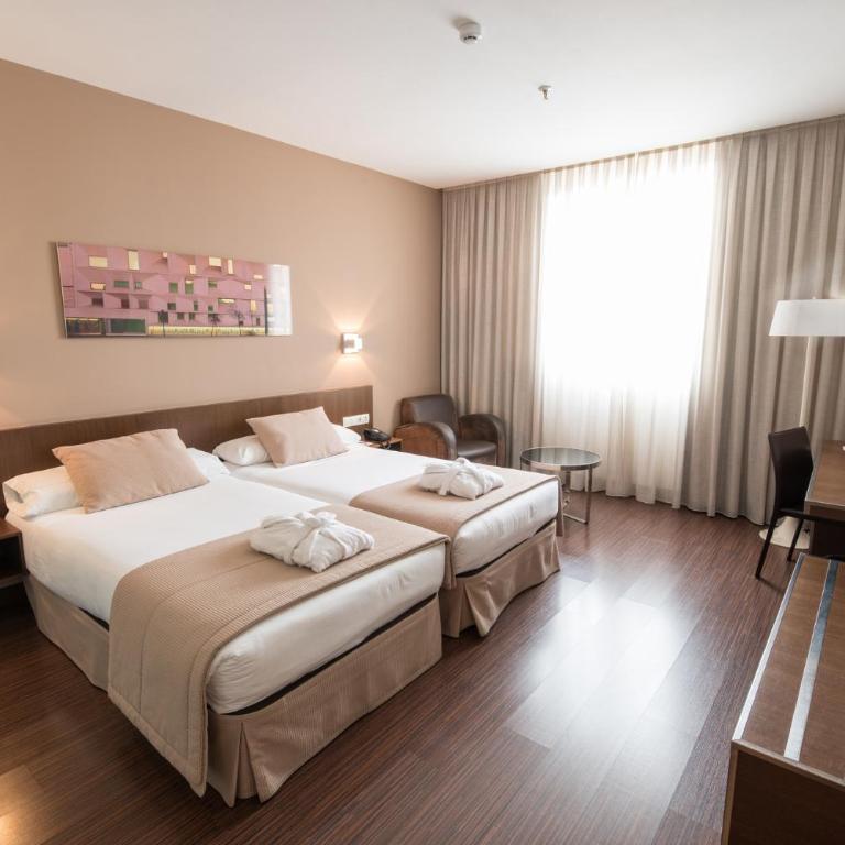 ARVA Abad San Antonio - Habitación Doble (2 adultos) - 2 camas - 4