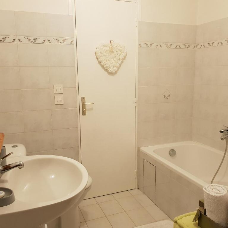 Maison Patricia Menton Appartemets - Apartment - 35