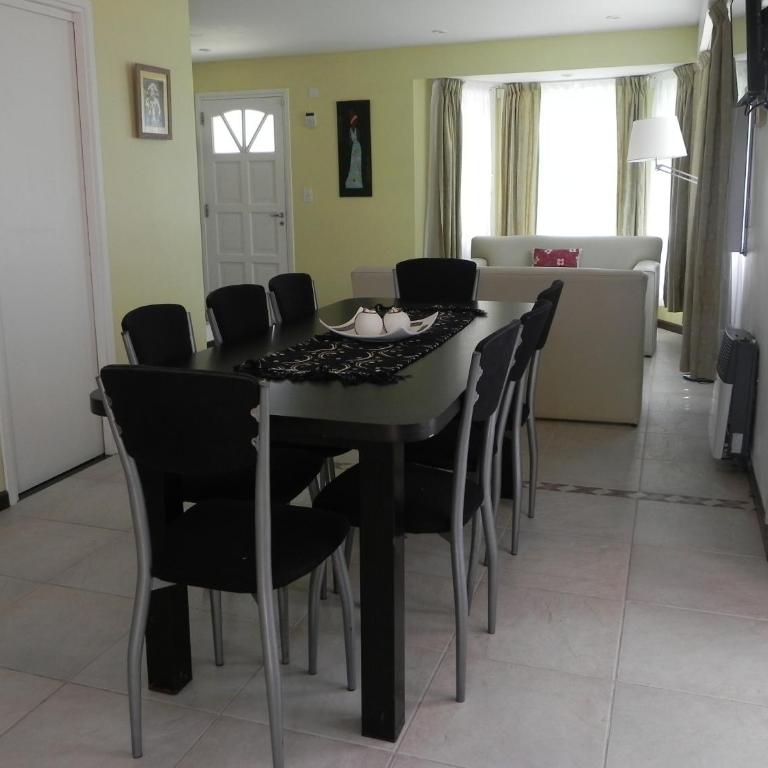 Picun Cuyen - Three-Bedroom Townhouse - 13