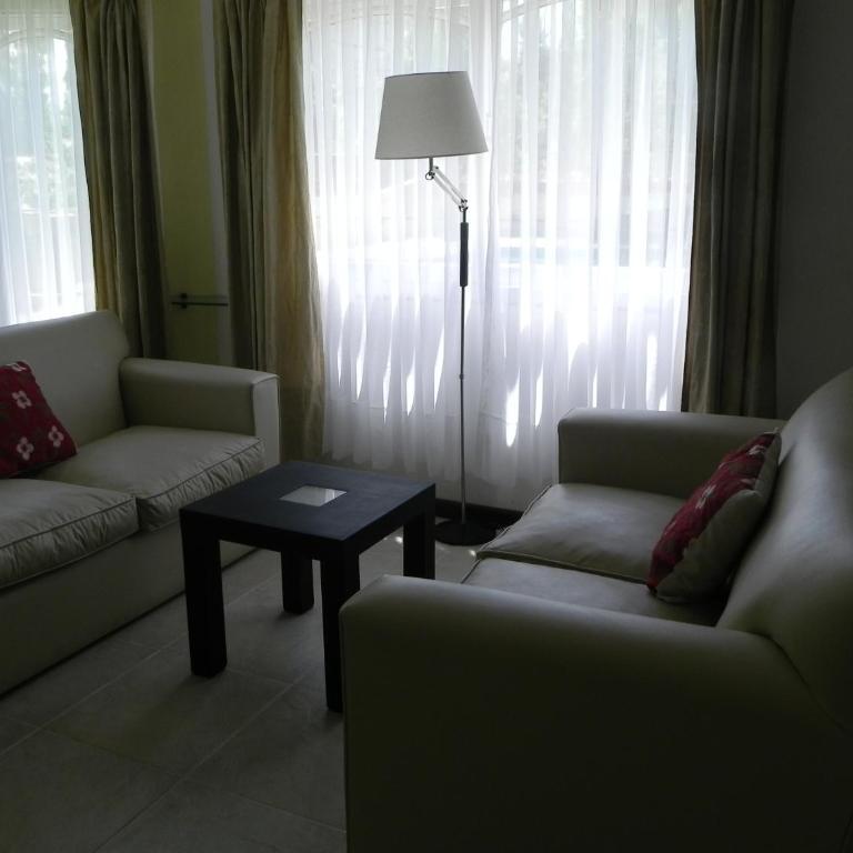 Picun Cuyen - Three-Bedroom Townhouse - 10