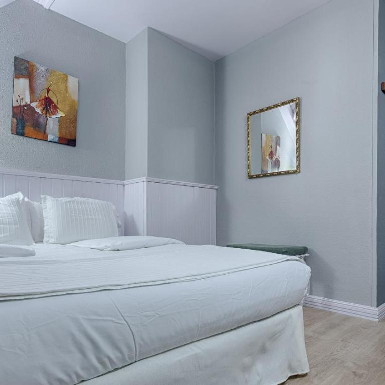 Hotel Ribaeta - Habitación Familiar - 6
