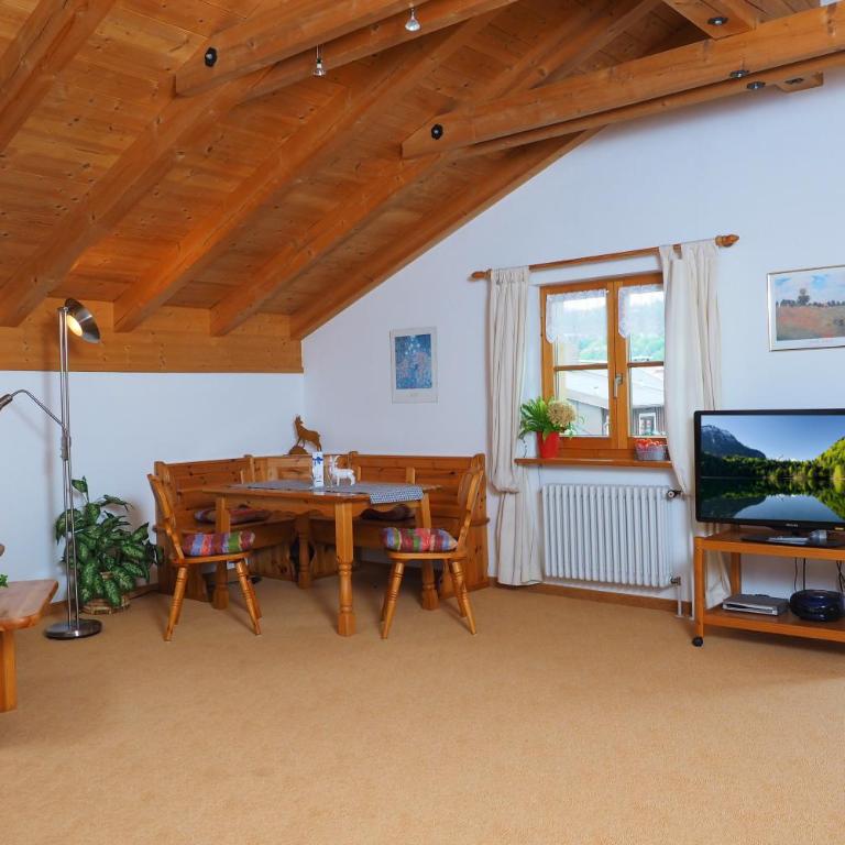 Ferienwohnungen Zint-Spiegl - Bergbahnticket von Mai bis November inklusive! - Apartment mit Blick auf die Berge - 2