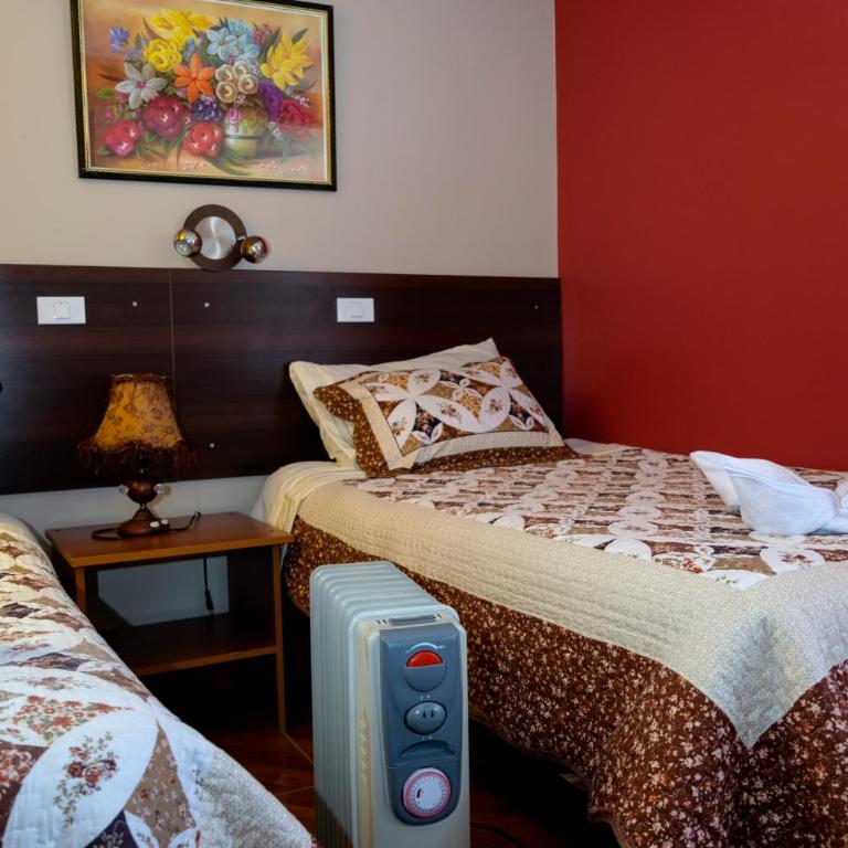 Hostal Sariri - Habitación Doble - 2 camas - 6