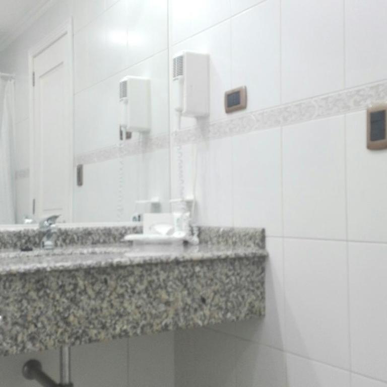 Hotel Diego De Almagro Costanera - Antofagasta - Habitación con 2 camas grandes - 15