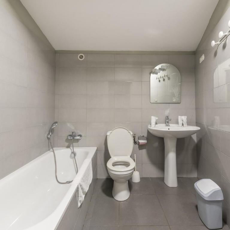 Hôtel du Rocher - Chambre Double Confort - 6