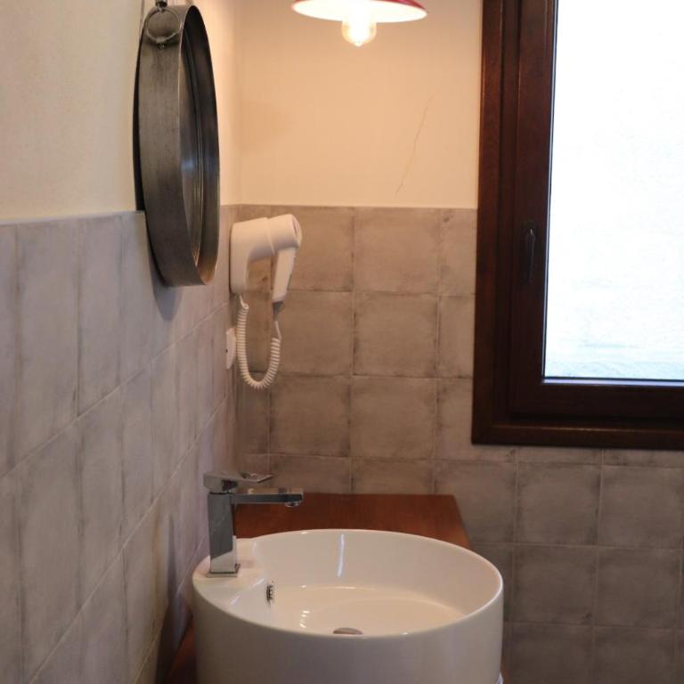 Le Camere Di Don Vito - Camera Deluxe (2 Adulti + 1 Bambino) - 8