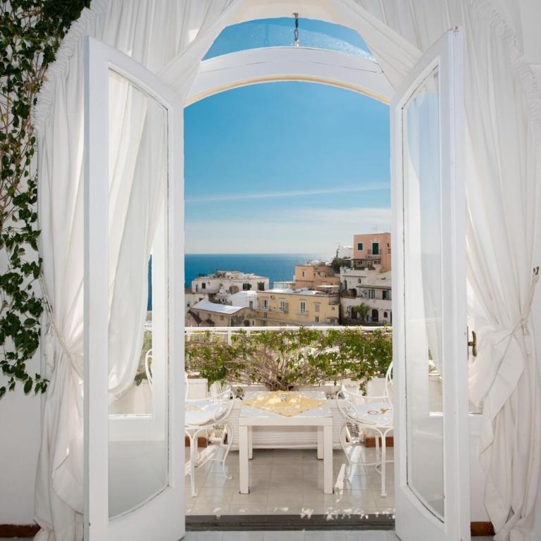 Villa Yiara - Camera King con Balcone e Vista Oceano - 9