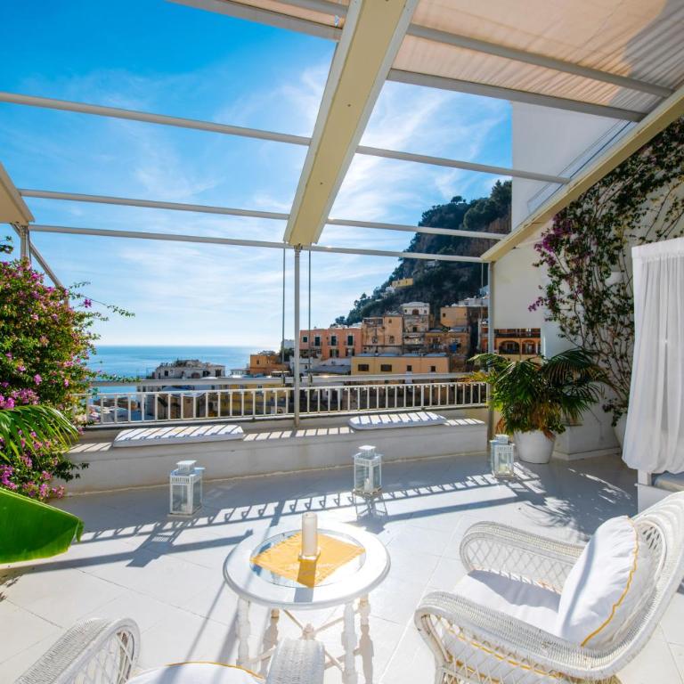Villa Yiara - Suite con Terrazza e Vista Mare - 14