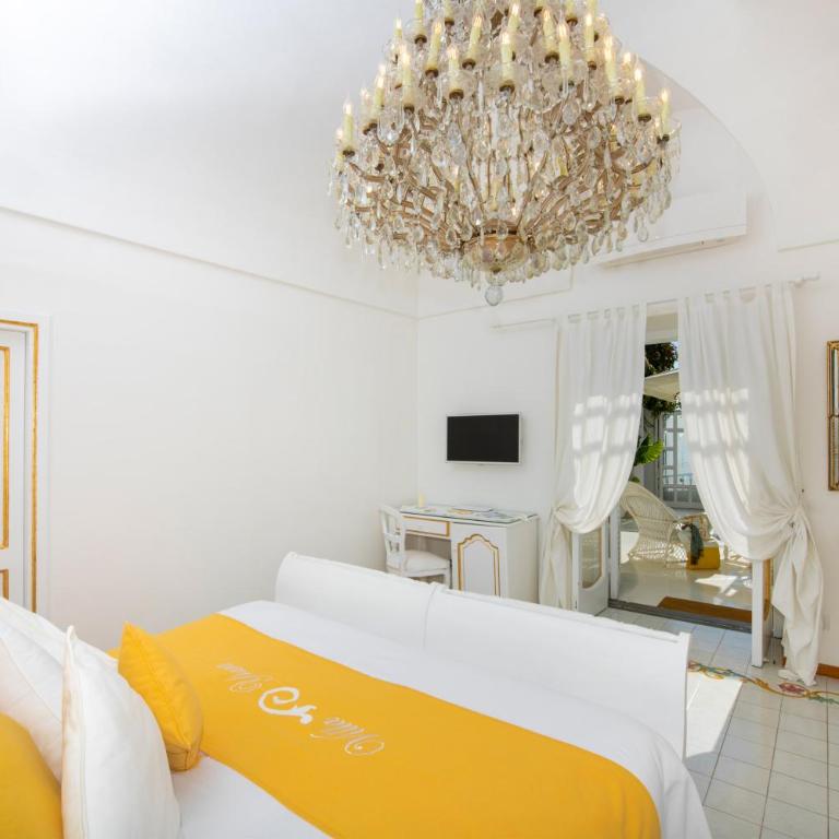 Villa Yiara - Camera Matrimoniale con Vista Mare, Terrazza e Vasca Idromassaggio - 2