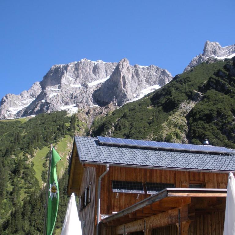 Ferienwohnung Tschengla mit eigener Sonnenterrasse - Wiese - Wlan - Appartamento - 29