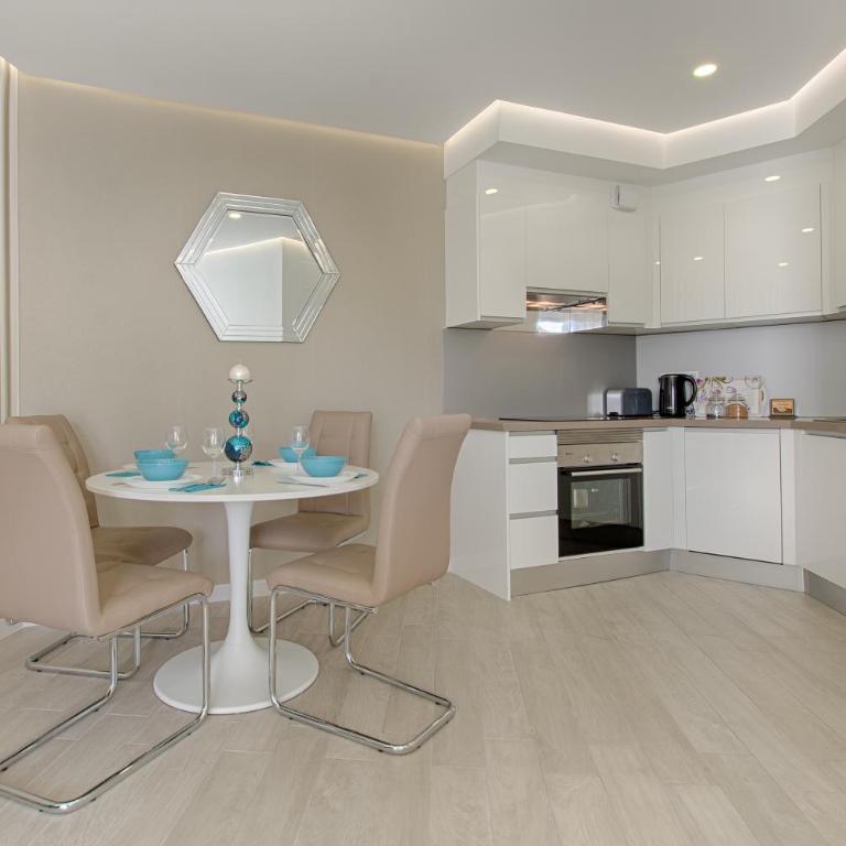 LUX APARTMENT OCEAN GARDEN - PLAYA PARAISO - 2 Bedrooms, 2 Bathrooms, Big Terrace - Apartamento - 5