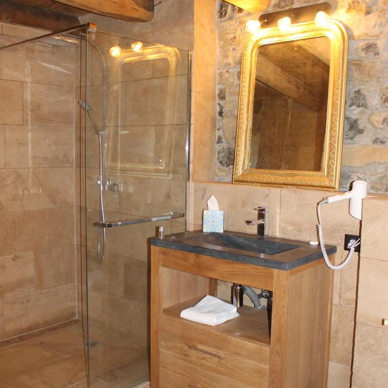 Les Chalets de Ludran - Studio Lit Queen-Size - Accessible aux Personnes à Mobilité Réduite - 6