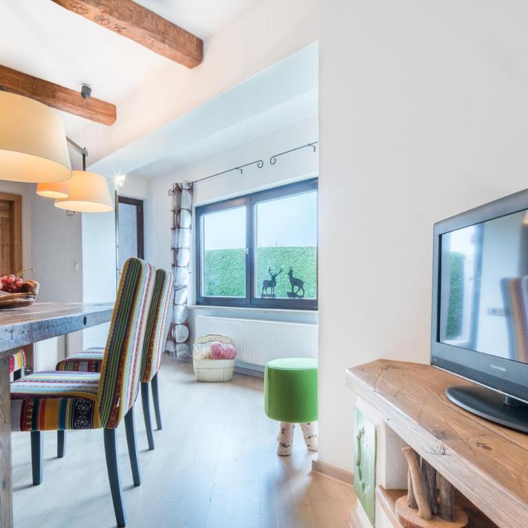 Zur Schönen Aussicht Hotel garni - Junior Suite mit Bergblick - 5