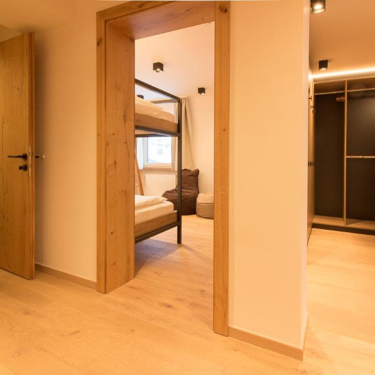 Muntanella - Suite mit 2 Schlafzimmern - 8