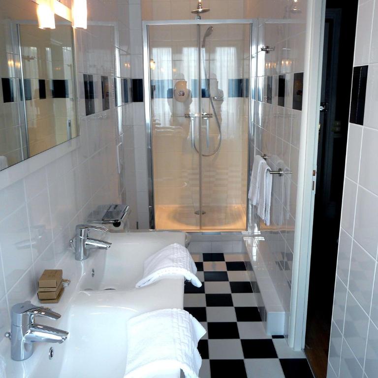 Hôtel de l'Abeille - Chambre Double ou Lits Jumeaux Standard - 9