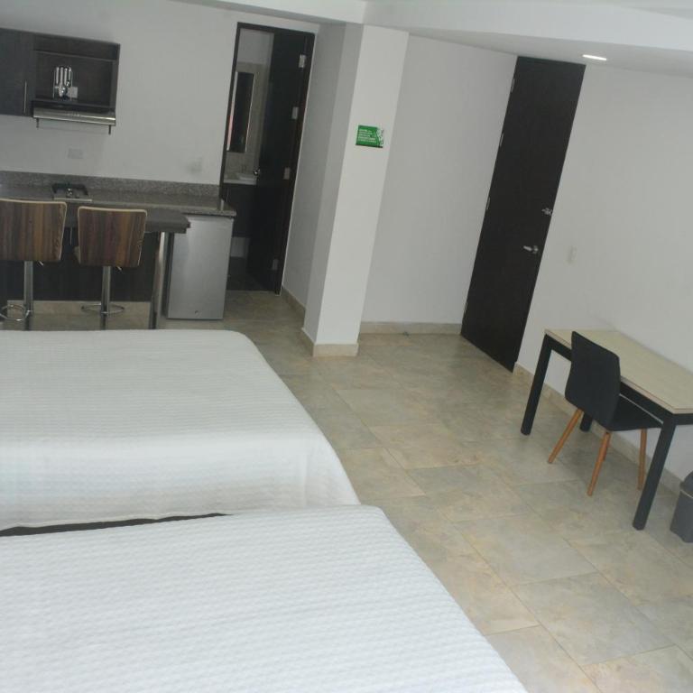 Towers100 Aparta Estudios - Twin Room - 1