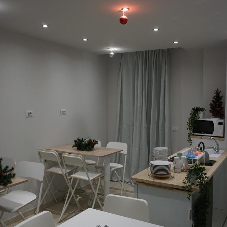 Borgo 22 - Double Room with Private Bathroom - 56