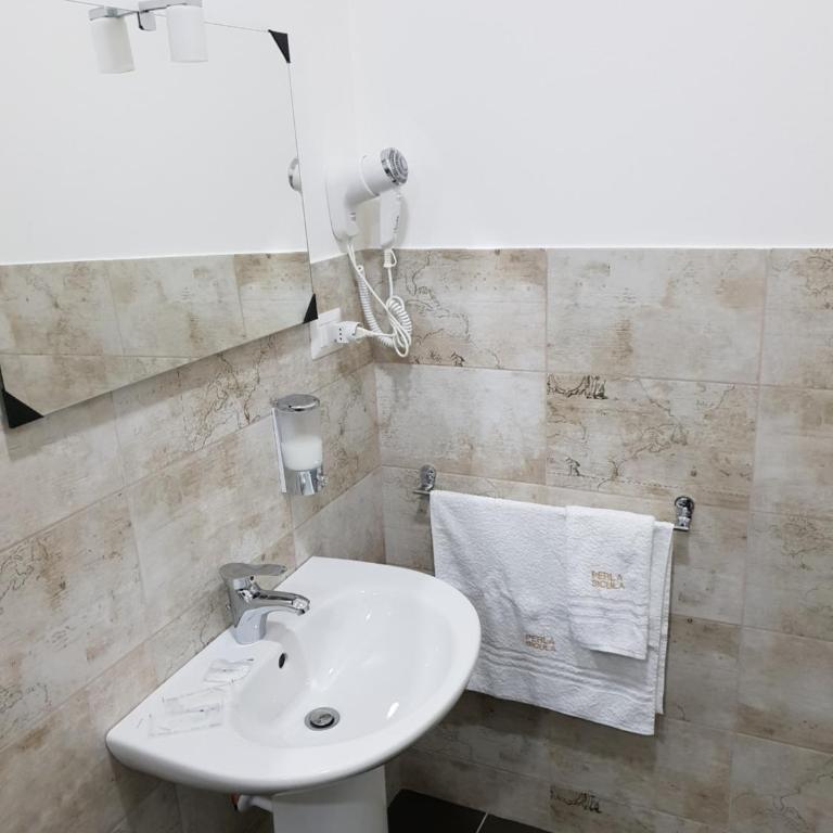 Perla Sicula - Deluxe Double Room with Sea View - 4