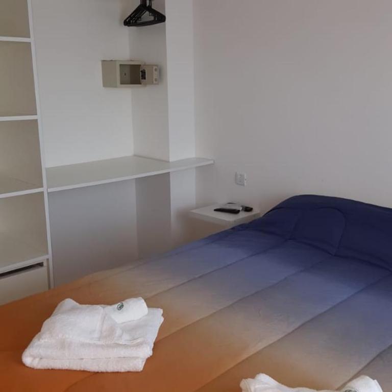 Brezos Hotel & Spa - Habitación Triple Estándar - 7
