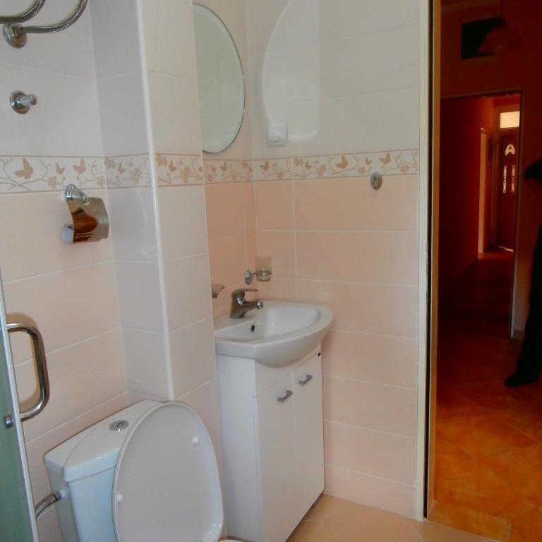 Apartments Pejanović - One-Bedroom Apartment with Balcony and Sea View (3 Adults) - 3