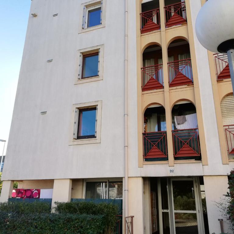 Chambre chez l'habitant - Chambre Double avec Balcon - 12