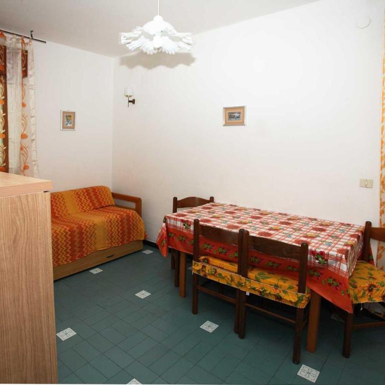 Perla - One-Bedroom Apartment - 11