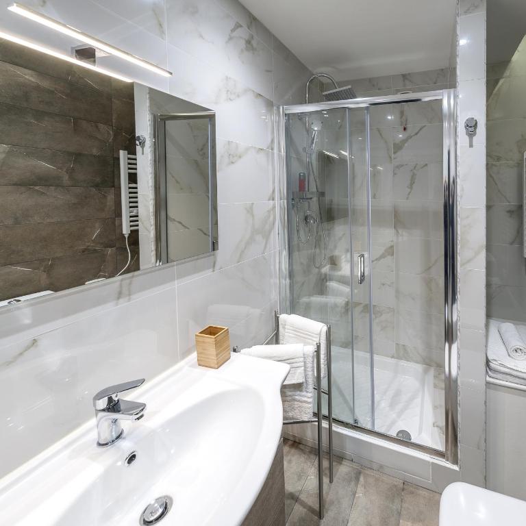 A Durmì Suite - Deluxe Double Room with Balcony - 5