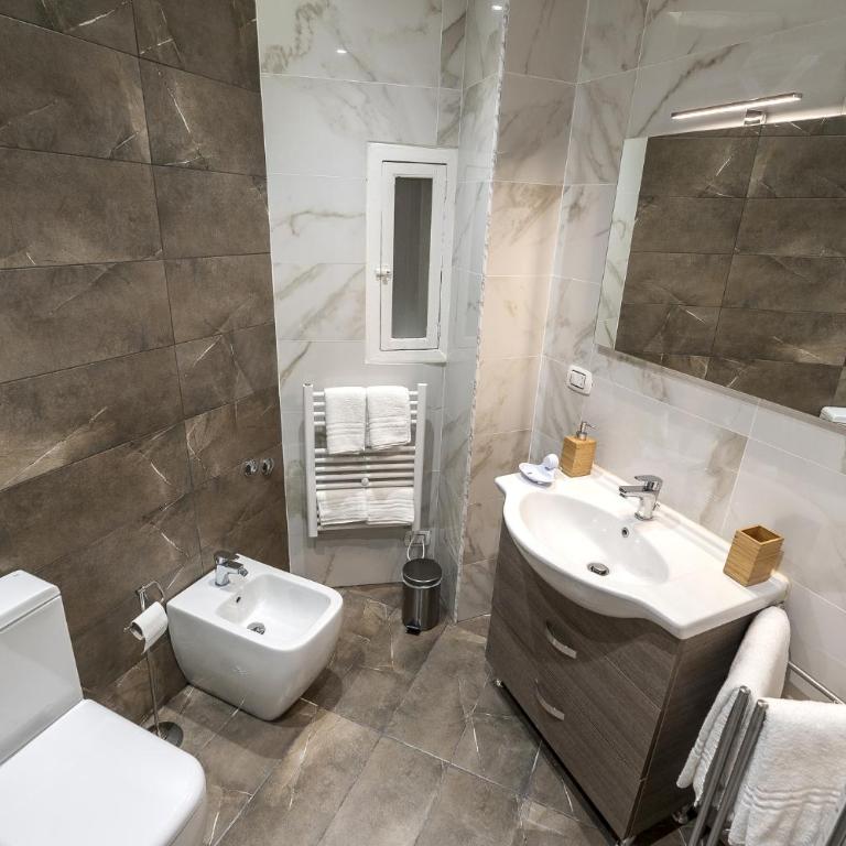 A Durmì Suite - Deluxe Double Room with Balcony - 4