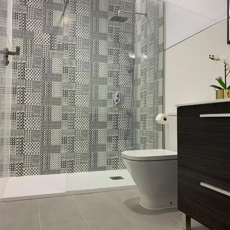 Apartamentos Villa Serali Parking Gratis - Apartamento con terraza - 7