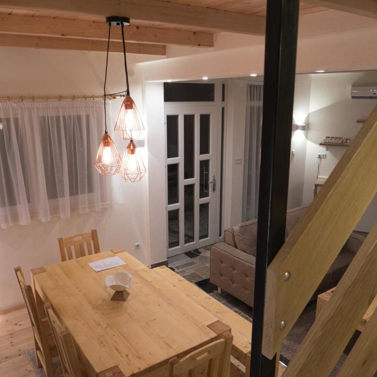 Apartments Bergkranc - Bungalow with Garden View - 23