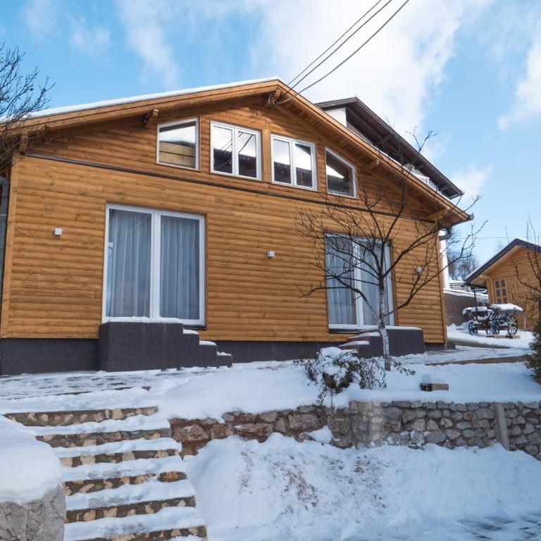 Apartments Bergkranc - Bungalow with Garden View - 3