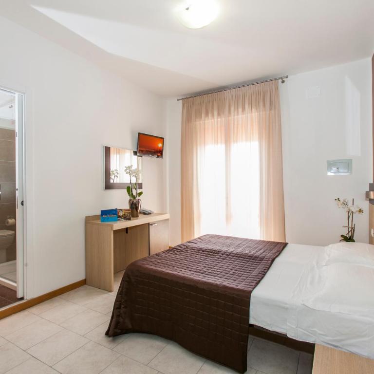 Hotel Gardenia - Camera Matrimoniale Comfort - 1