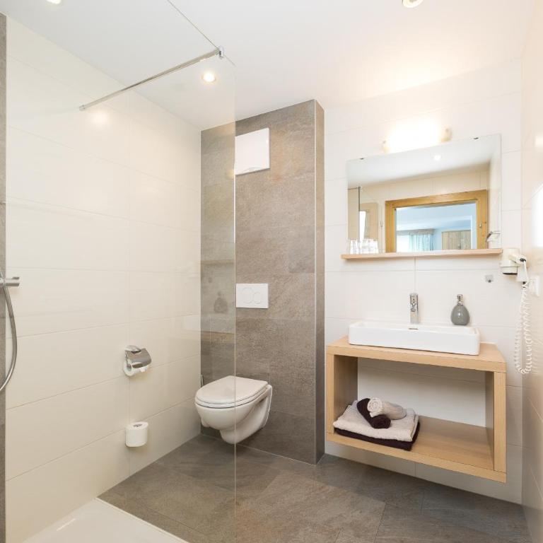 Hieserhof - Comfort Doppelzimmer mit Balkon - 2