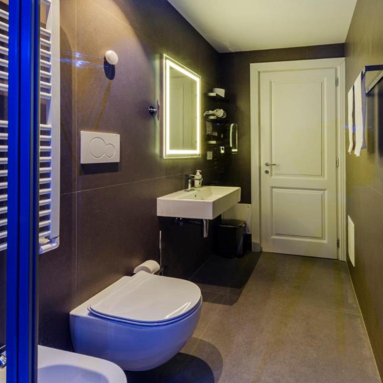 Daphne Guest House - Suite Superior King - 1