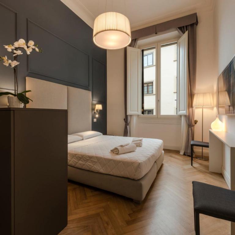 Daphne Guest House - Suite Familiare - 13