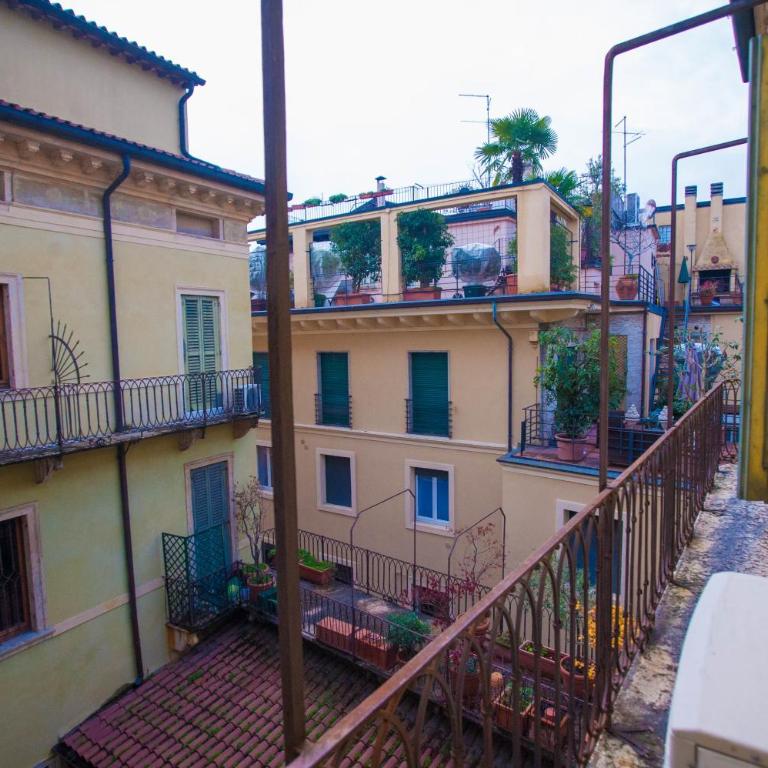 Italianflat - Via Mazzini - Appartamento con 2 Camere da Letto - 25