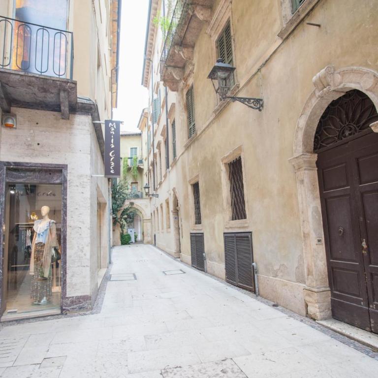 Italianflat - Via Mazzini - Appartamento con 2 Camere da Letto - 26